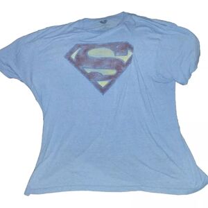 Superman Tshirt Distressed Logo 2XL Light Blue